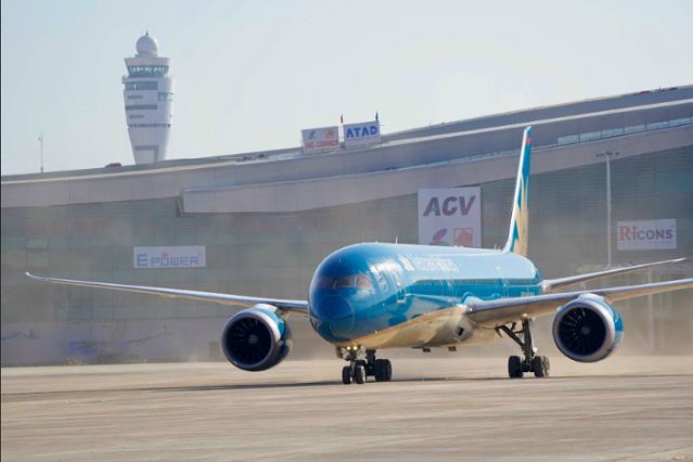 Ai đang chịu trách nhiệm cho 